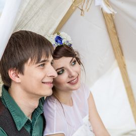 Love Story идеи позы фотограф Киев Марина Праздничная на фотосессию