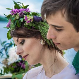 Love story фотограф Киев предсвадебная фотосъемка до свадебная фотосессия бохо у реки на Днепре