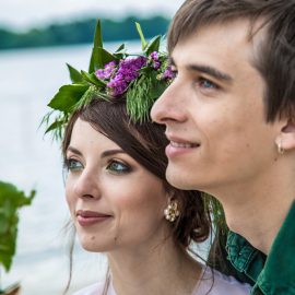 Love story фотограф Киев предсвадебная фотосъемка до свадебная фотосессия бохо у реки на Днепре
