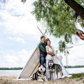 Лайки love story фотосессия с собаками собакой свадебный на свадьбу фотограф киев Марина Праздничная