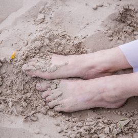 фотосессия на пляже песке предсвадебная досвадебная фотограф Киев Марина Праздничная лове стори лаве история love
