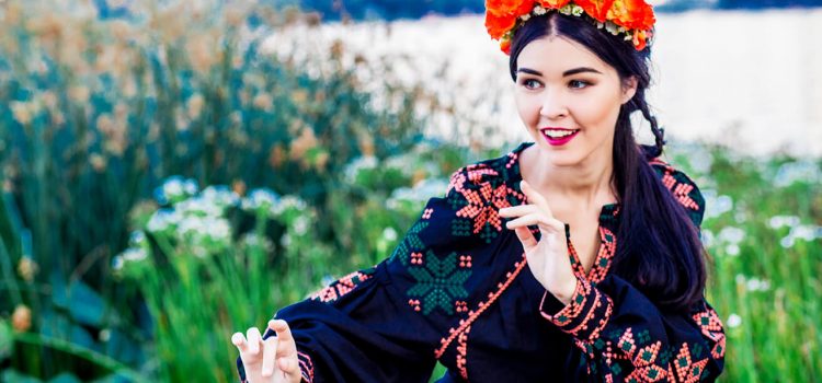 Фотосессия для девушки в украинском стиле